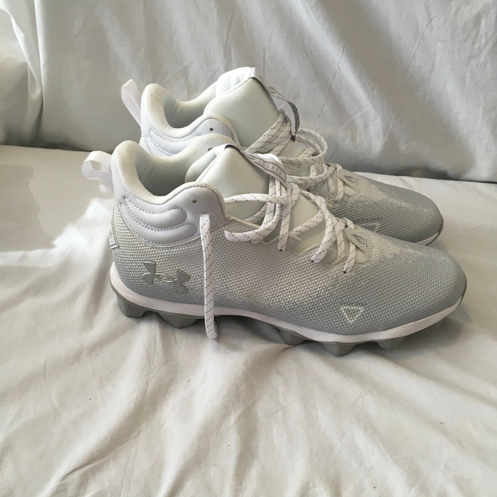 Men’s under armor spotlight franchise rm 2.0 football cleats size 10 new!